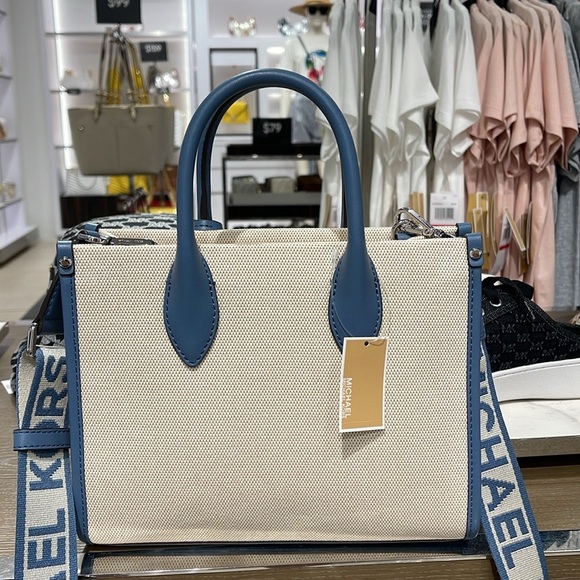 Michael Kors Mirella Small Shopper Top Zip Logo Crossbody XBODY Bag MK
Denim
NWT - Picture 6 of 16